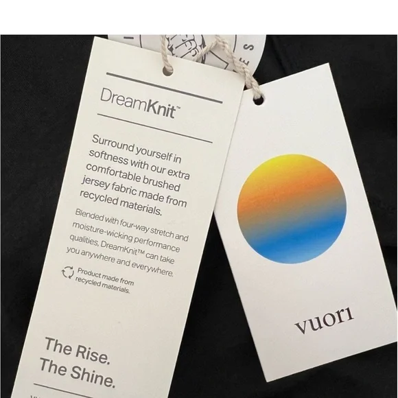 Vuori Halo Essential Dress
Women's DreamKnit Dress HEATHERED BLACK SIZE LARGE - Picture 11 of 13